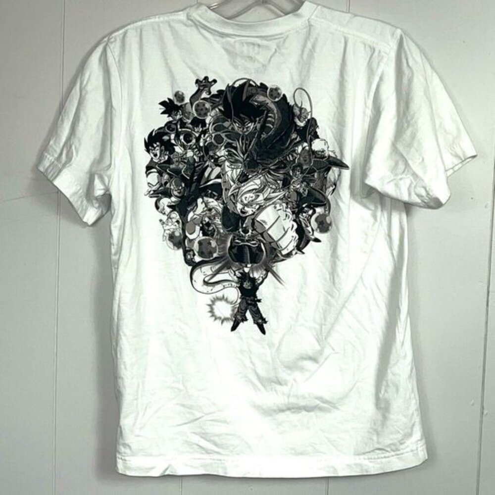 Uniqlo UT x DragonBall Z collab T Shirt Size XXS Pocket Logo